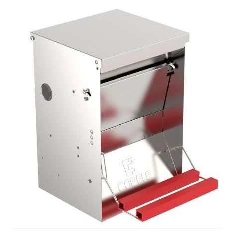 AVIMAC Mangeoire à Pédale 6 Kg Vert. 1 AVIMAC Mangeoire à Pédale 6 Kg Vert.